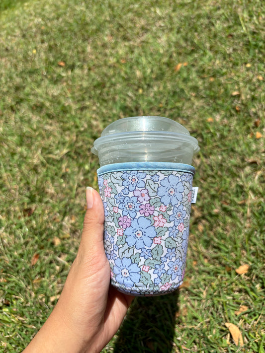 Dainty Blue Floral Drink Sleeve